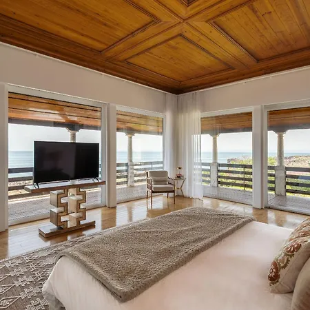 Вилла Blissful Seafront Кашкайш