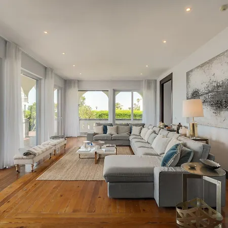 Villa Blissful Seafront