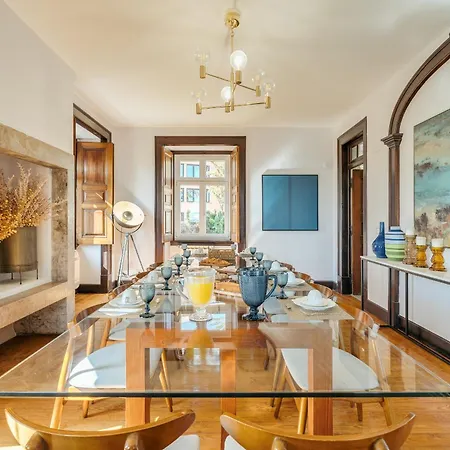 Villa Blissful Seafront Cascais